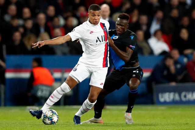 中国男篮传奇球星王治郅入选国际篮联名人堂